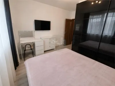 Apartament 3 camere balcon parcare  zona Selimbar - foto 7
