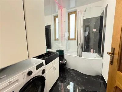 Apartament 2 camere 2 balcoane si loc de parcare in Selimbar - foto 12