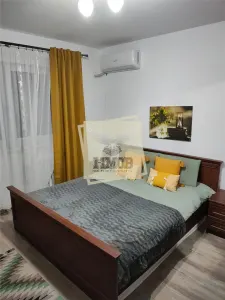 Apartament 4 camere cu balcon si pivnita zona Vasile Aaron - foto 6