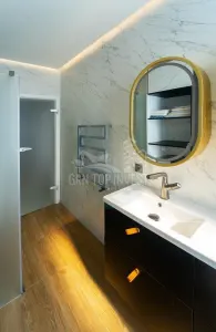 Penthouse de LUX SMART 3 camere terasa 40mp 2 locuri parcare subterane zona Turnisor - foto 9
