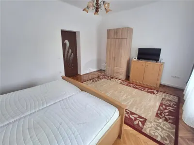 Garsoniera la casa zona Piata Cluj - foto 6