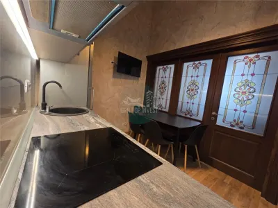 Apartament de LUX 2 camere pivnita zona Centrala - foto 3