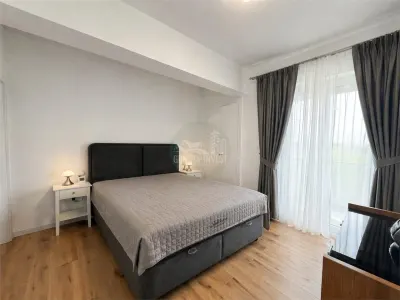 Apartament 3 camere 2 bai balcon parcare zona Calea Surii Mici - Sibiu