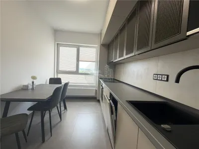 Apartament 3 camere 2 bai balcon parcare zona Calea Surii Mici - foto 4