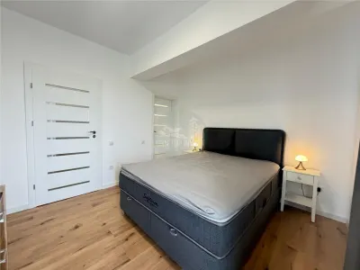 Apartament 3 camere 2 bai balcon parcare zona Calea Surii Mici - foto 10