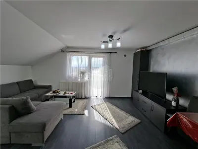 Apartament modern 3 camere balcon 2 locuri parcare zona Brana - foto 2