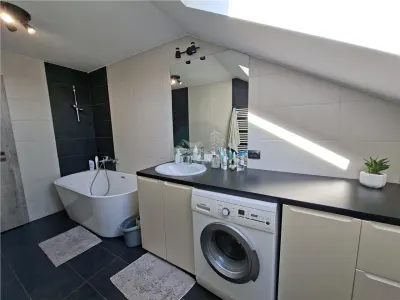 Apartament modern 3 camere balcon 2 locuri parcare zona Brana - foto 18