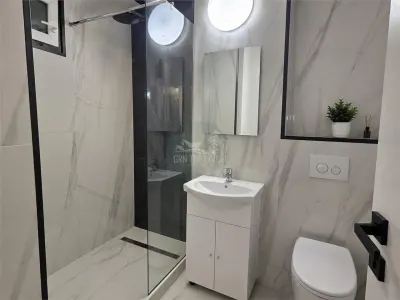 Apartament 3 camere cu balcon zona Strand - foto 5