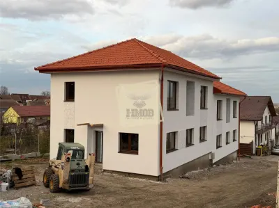 Casa duplex 120 mp utili cu teren 220 mp Sura Mica - foto 2
