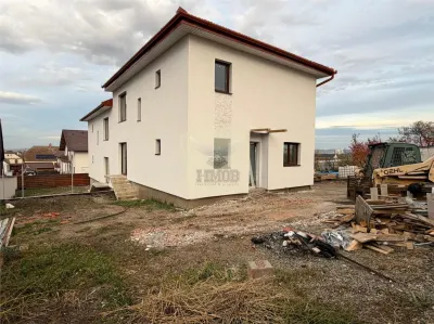 Casa duplex 120 mp utili cu teren 220 mp Sura Mica - foto 3