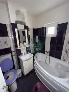 Apartament 3 camere decomandat pivnita boxa zona Calea Dumbravii - foto 5