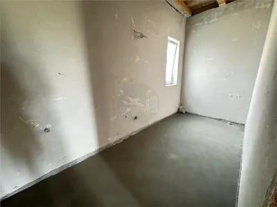 Casa individuala 4 camere 2 bai si teren de 486 mp in Sura Mica - foto 12