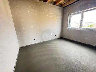 Casa individuala 4 camere 2 bai si teren de 486 mp in Sura Mica - foto 15