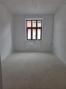Apartament 3 camere 3 bai pivnita zona Centrala - foto 7