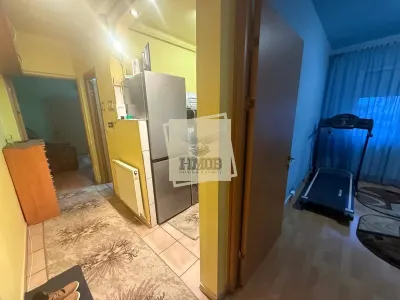Apartament 3 camere etaj 1 in zona Vasile Aaron - foto 14