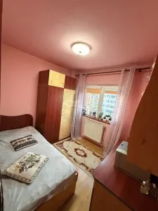 Apartament 4 camere 2 bai si balcon zona Mihai Viteazul - foto 2