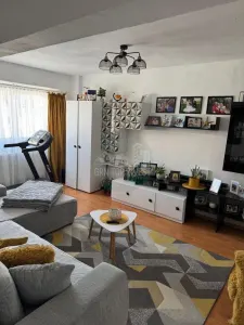 Apartament 4 camere cu 2 balcoane in Valea Aurie - Sibiu