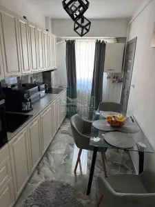 Apartament 4 camere cu 2 balcoane in Valea Aurie - foto 3