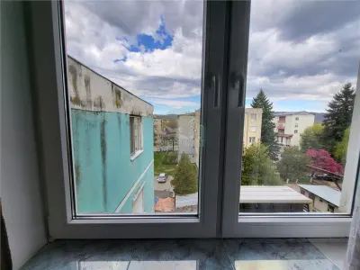 Apartament modern 2 camere balcon boxa zona Strand Termal - foto 20