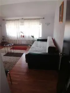 Garsoniera decomandata balcon zona Tilisca - Sibiu