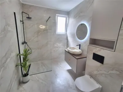 Apartament de LUX 3 camere balcon parcare Selimbar - foto 13