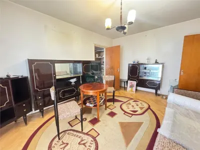 Apartament 2 camere cu balcon zona Cedonia - foto 2