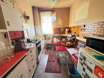 Apartament 2 camere cu balcon zona Cedonia - foto 5
