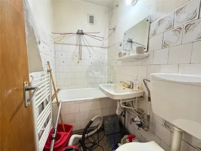 Apartament 2 camere cu balcon zona Cedonia - foto 7
