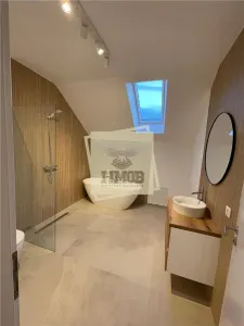Casa moderna  4 camere 2 bai si teren 380 mp Sura Mica - foto 14