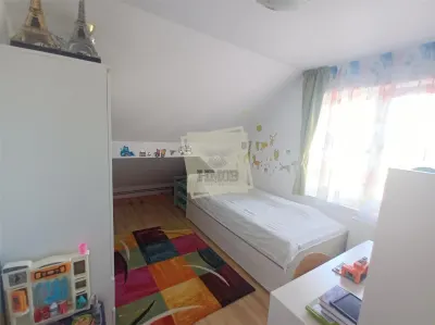 Casa Cristian 150 mp utili teren 460 mp cu panouri solare - foto 4