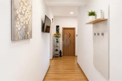 Apartament 2 camere cu 2 balcoane si loc de parcare zona Doamna Stanca - foto 10
