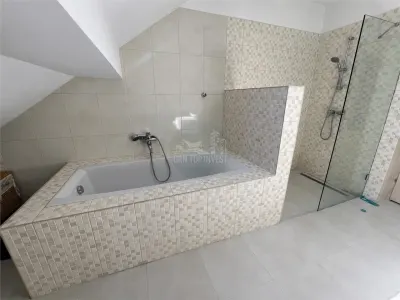 Penthouse 200mp 3 camere 2 bai dressing terasa Parcul Sub Arini - foto 19
