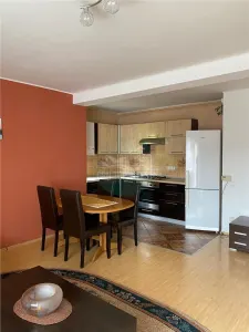 Apartament 2 camere si balcon zona Strand - foto 8
