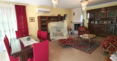 Casa cu 4 camere 2 bai si 830 mp teren in zona Bavaria - foto 8