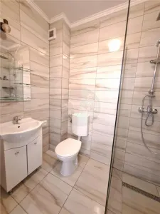Apartament modern 3 camere 2 bai 2 balcoane parcare - foto 18
