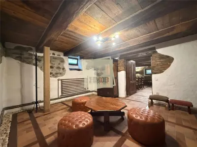 Casa ultracentrala complet renovata 6 camere 3 bai Cisnadioara - foto 11