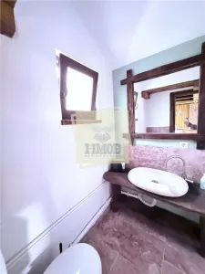 Casa ultracentrala complet renovata 6 camere 3 bai Cisnadioara - foto 17