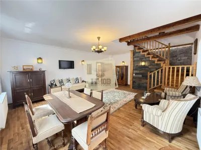 Casa ultracentrala complet renovata 6 camere 3 bai Cisnadioara - foto 3