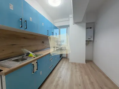 Apartament 2 camere etaj 3 cu balcon zona bd. Mihai Viteazu - foto 4