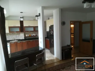 Apartament 4 camere, dispus pe 2 nivele - foto 6