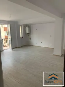 Apartament 3 camere, 82 mp, rond ERA - foto 11