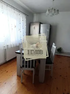 Apartament 3 camere in Cisnadie 100 mp utili si curte - foto 2