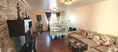 Apartament 3 camere terasa 80 mp si  curte 145 mp zona Calea Cisnadiei - foto 3