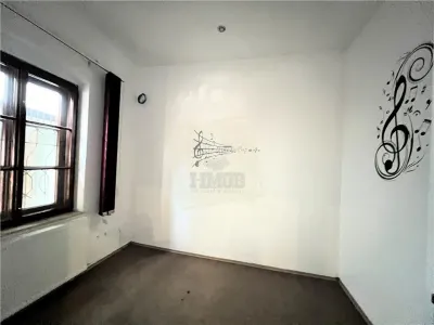Spatiu de birouri cu 5 camere in zona centrala din Sibiu - foto 12