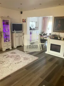 Casa 8 camere 6 bai 450 mp teren in zona Terezian - foto 8