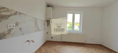 Casa cu 3 camere si 454 mp teren in zona Calea Poplacii - foto 5