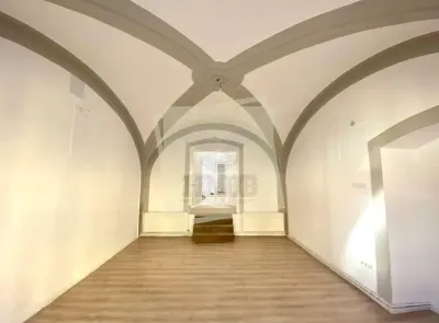 Spatiu comercial cu 2 camere in zona Centrala - foto 2