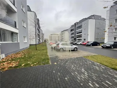 Apartament modern cu 3 camere terasa si 2 parcari in Kogalniceanu - foto 12