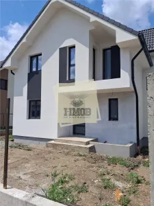 Casa Individuala cu 5 camere 3 bai  terasa  in Sura Mare - Sura Mare