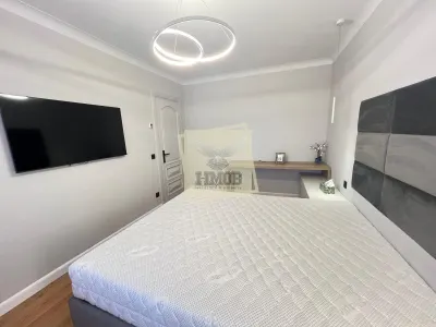 Apartament de LUX cu 3 camere si balcon zona Rahovei - foto 8